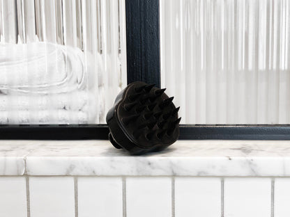 SCALP MASSAGER